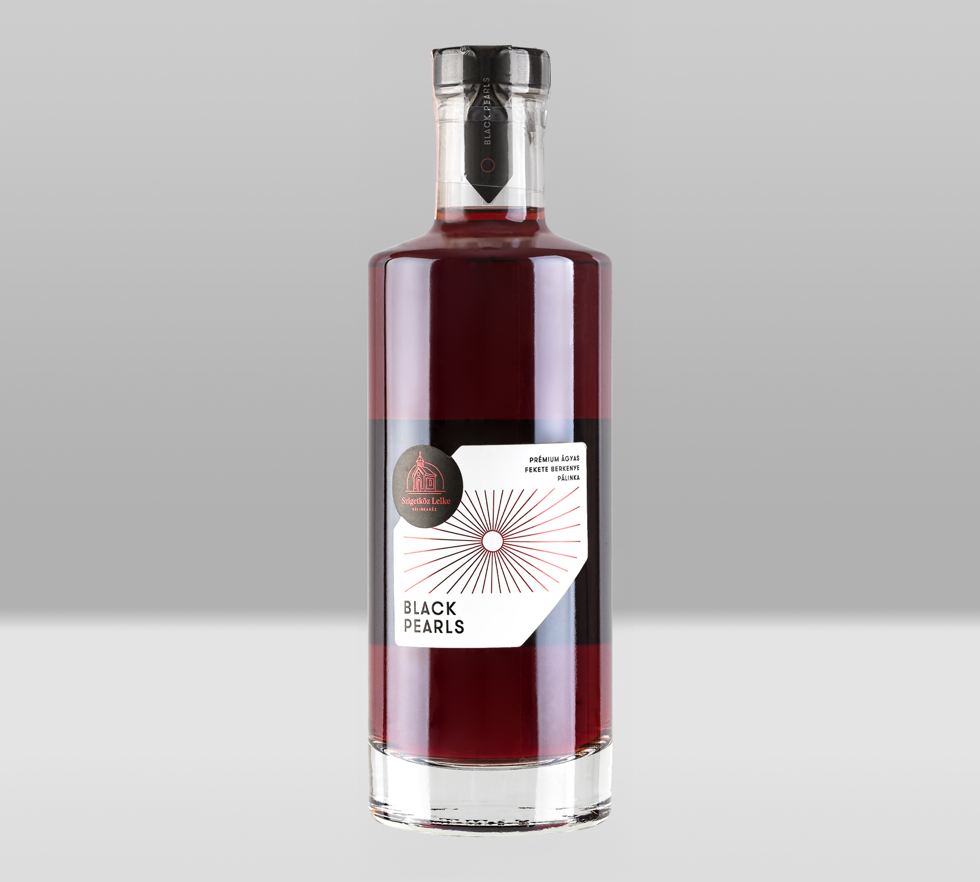 Black pearls (ágyas feketeberkenye pálinka)